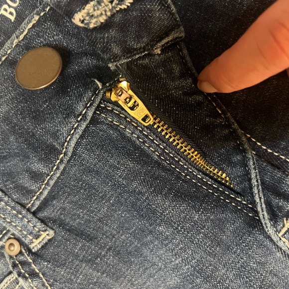 Wrangler Women's Bootcut Stretch Denim Jeans Size 9X36 Medium Wash Tall Low Rise - Picture 10 of 15